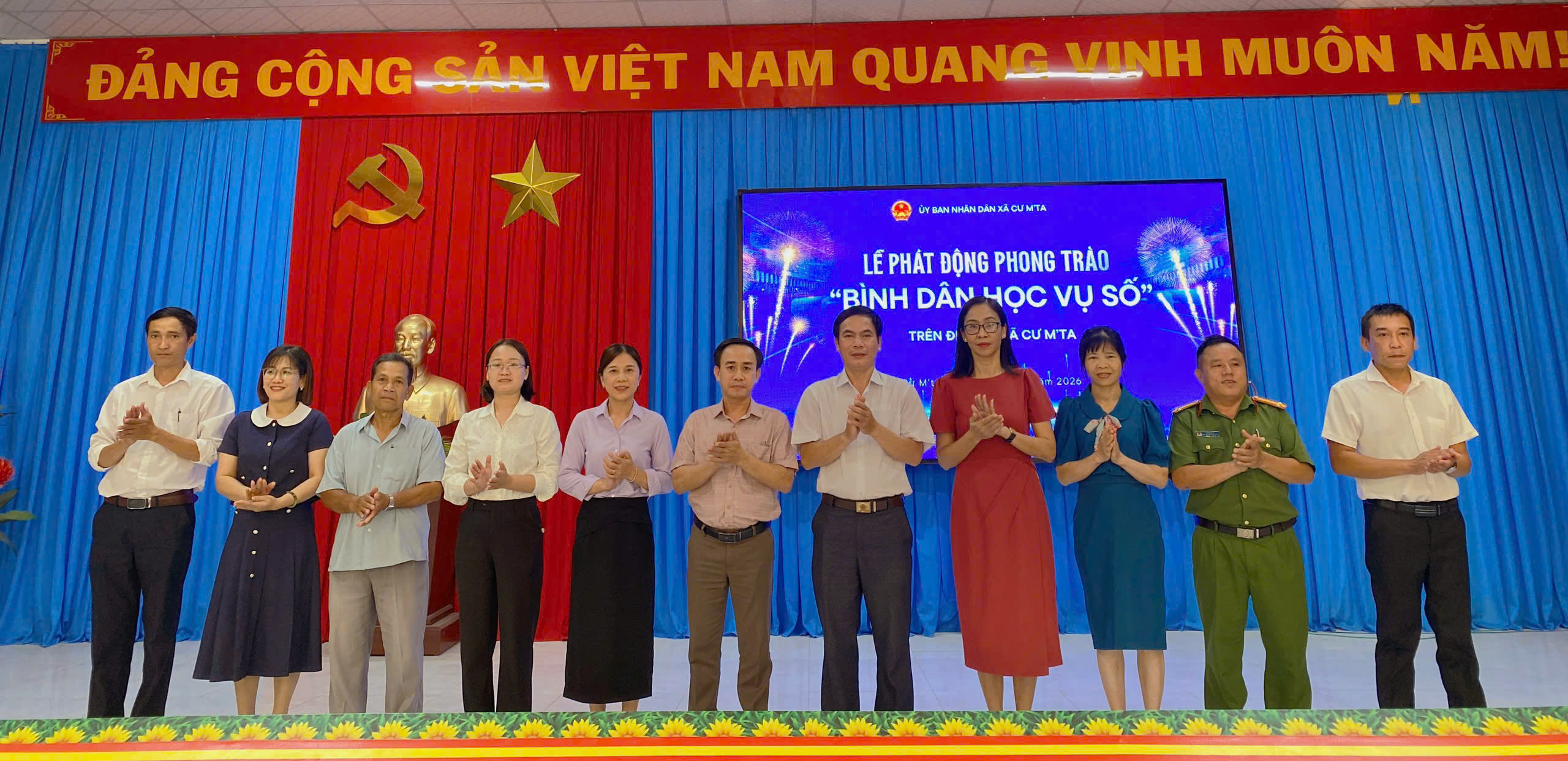 CƯ M’TA PHÁT ĐỘNG PHONG TRÀO “BÌNH DÂN HỌC VỤ SỐ” NĂM 2026 VỚI NHIỀU CHỈ TIÊU CỤ THỂ