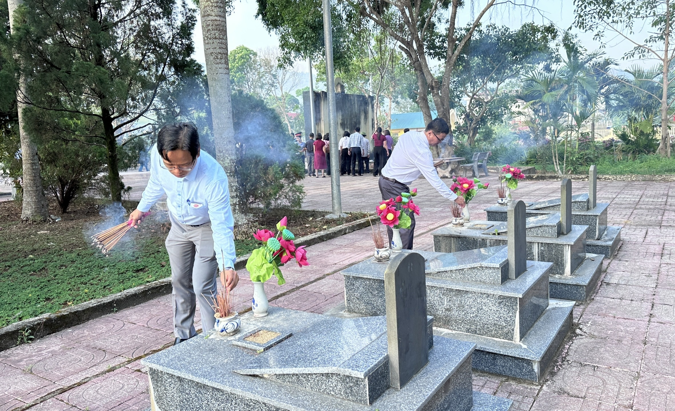 z7773552331410_6bb72d3703721a08a30ff92844cd6143