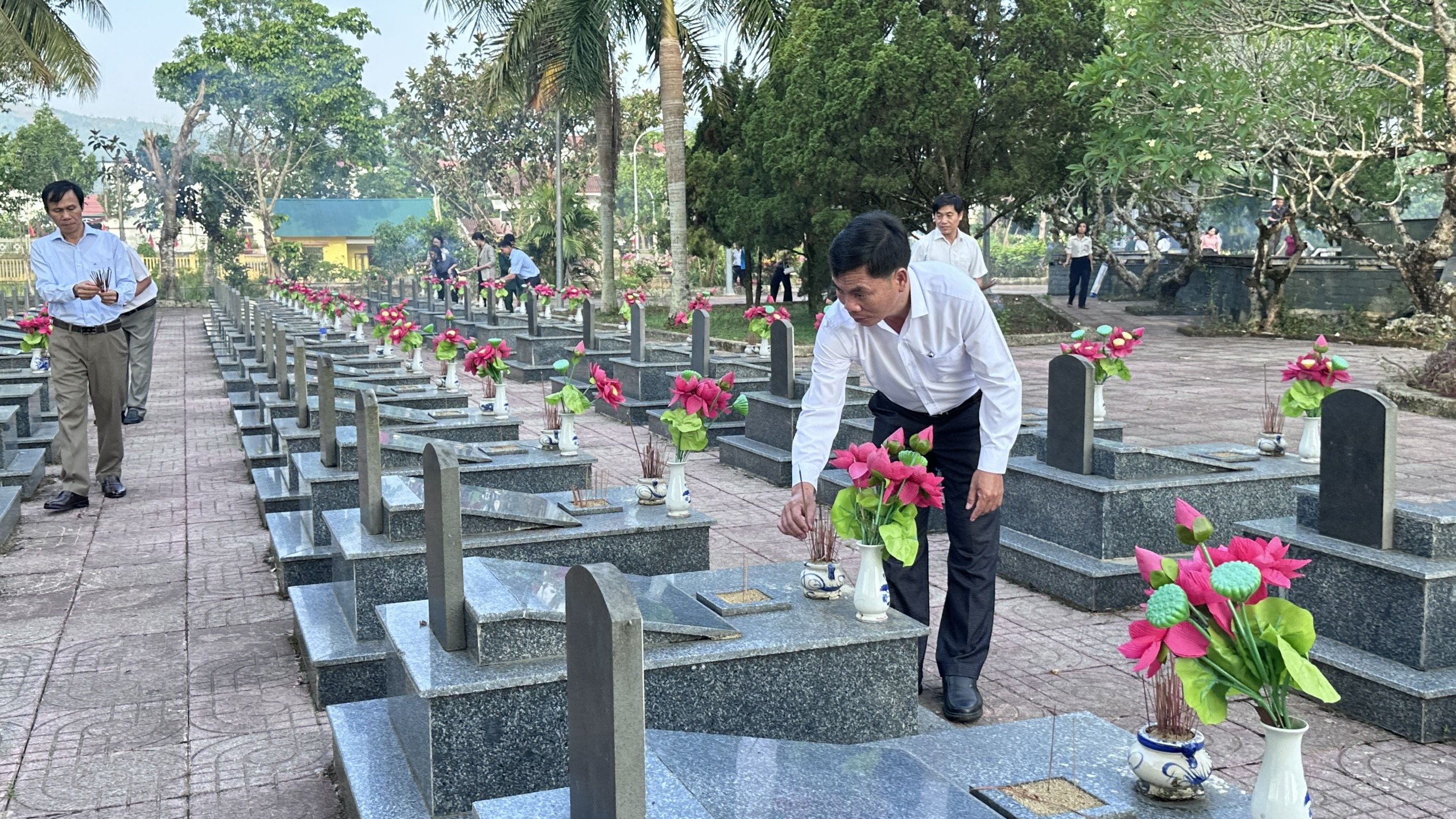 z7773552450635_cd6eb1e006c799715d57e07f5e26815d