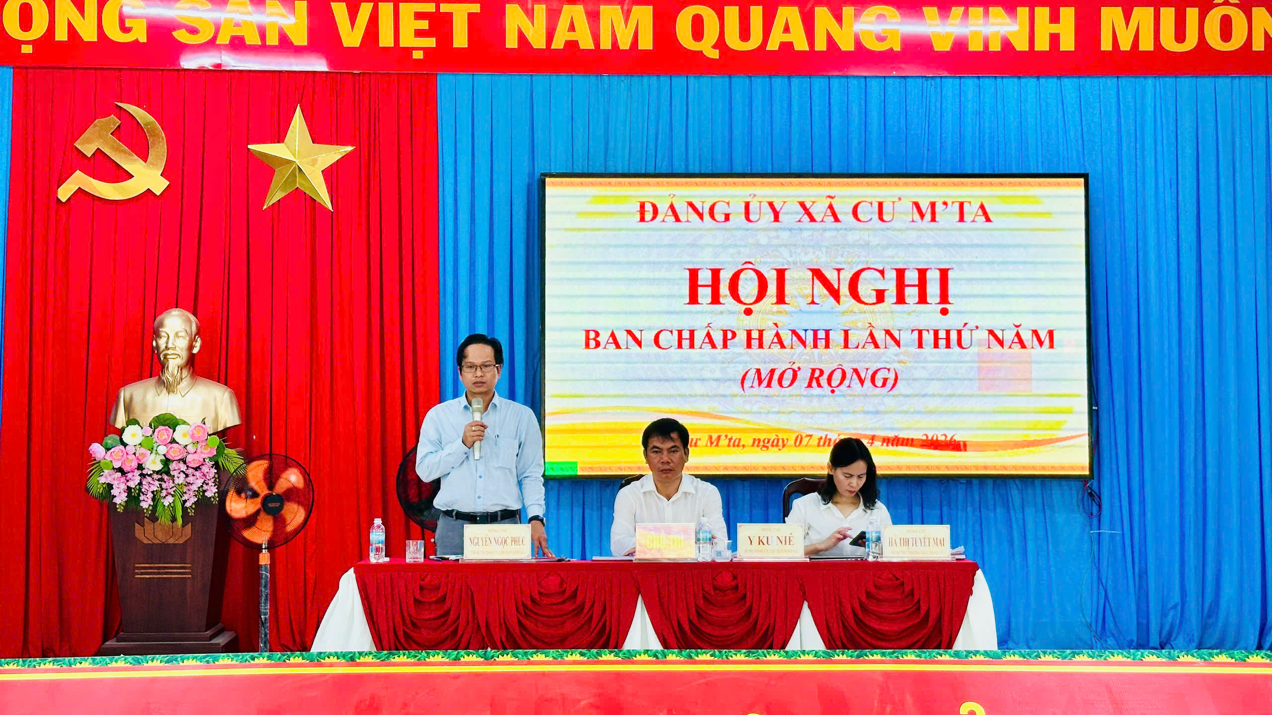 z7700642353174_6bb59b41d1665f97ef46ec02785861b3